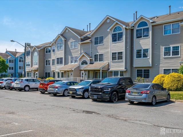 Condo for sale in New Brunswick, New Jersey
