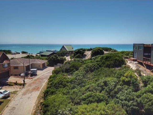 Land for sale in Cape St Francis, Eastern Cape