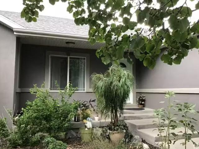 House for sale in Saratoga Springs