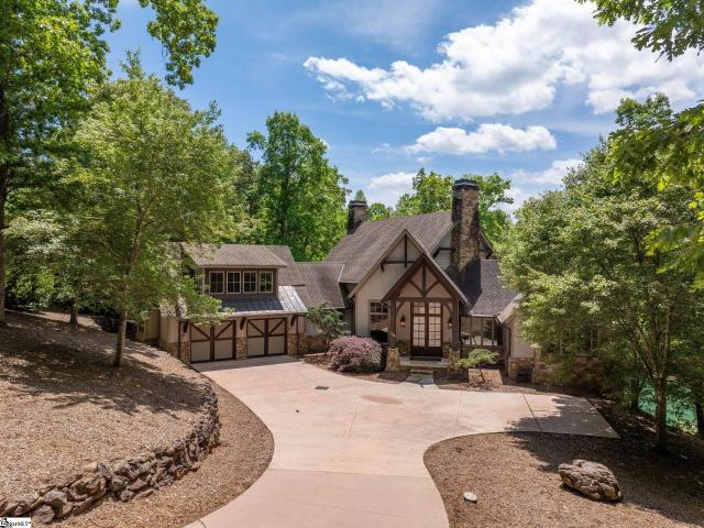 House for sale in Salem, South Carolina