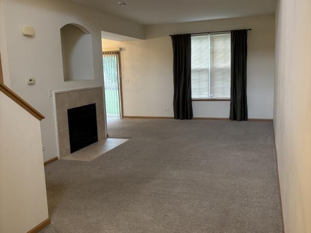Townhouse for sale in Round Lake, Illinois