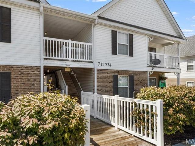 Condo for sale in Saint Peters, Missouri