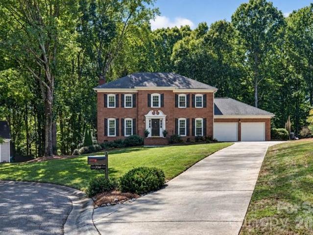 House for sale in Wyndmere, Matthews