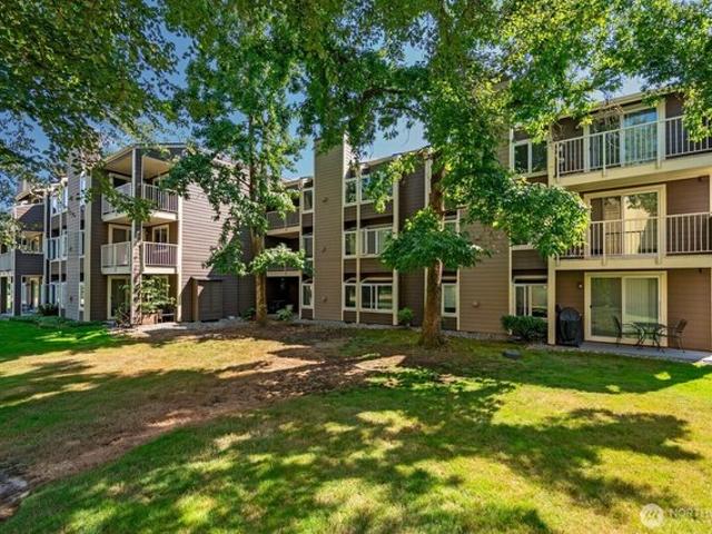 Condo for sale in Redmond, Washington