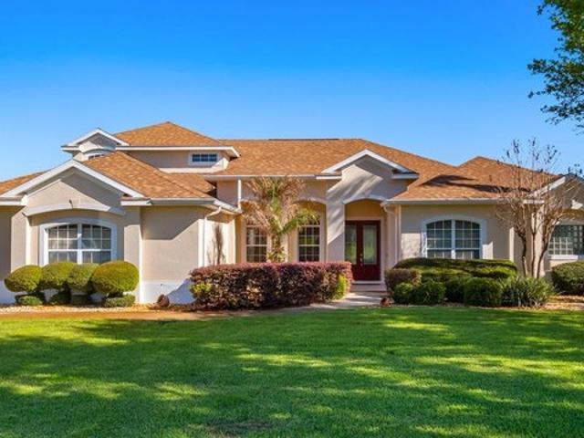 House for sale in Yalaha, Lake County