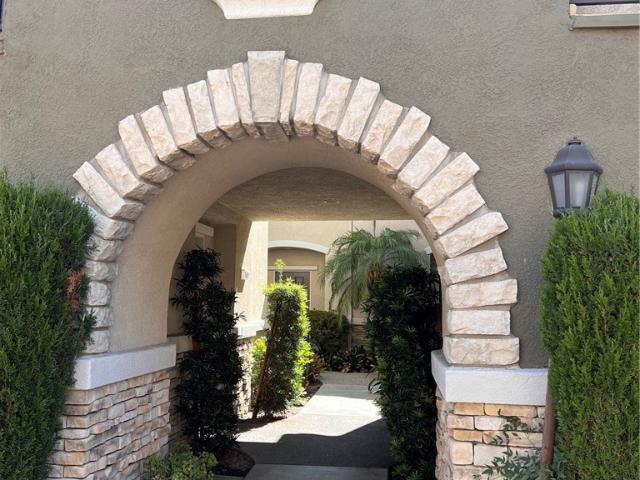 Condo for sale in Central North, Alta
