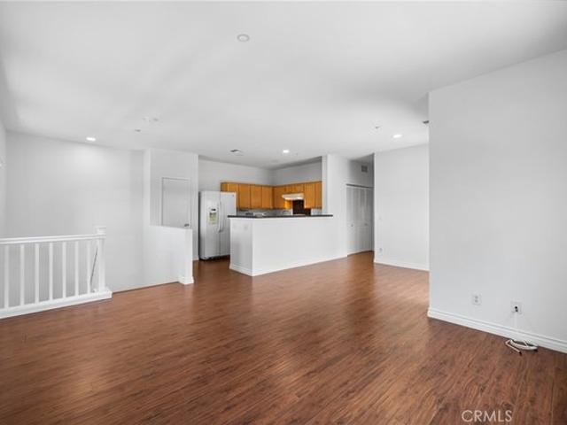 Condo for sale in Alta, California