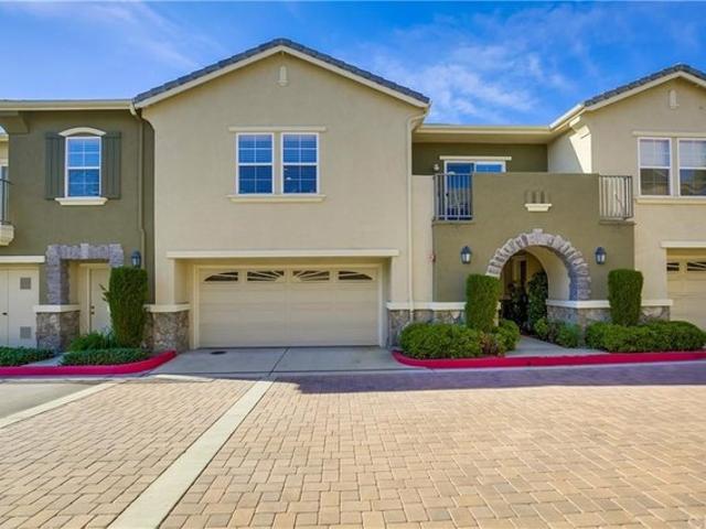 Condo for sale in Alta, California