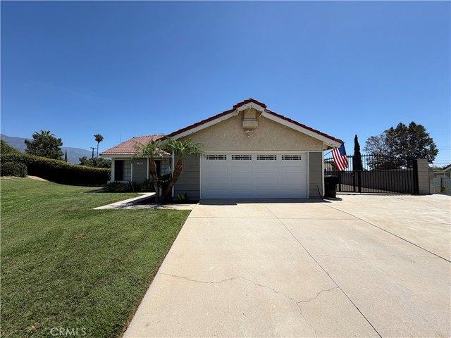 House for sale in Alta Loma, Alta