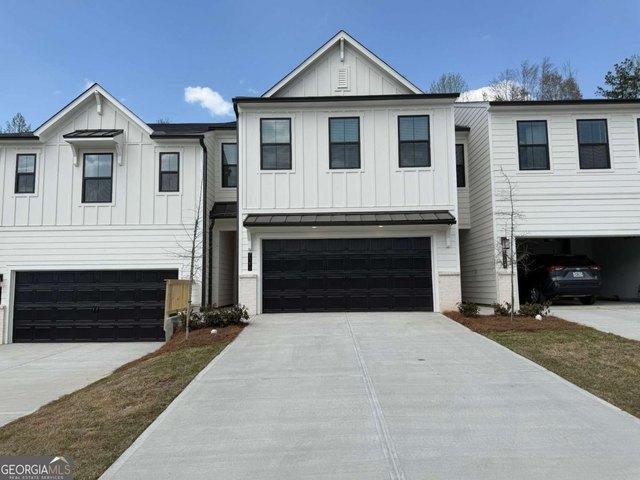 Townhouse for sale in Flowery Branch, Georgia