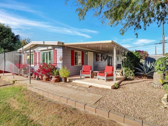 House for sale in Thousand Palms, California