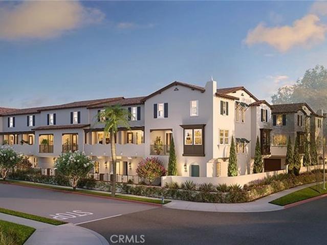 Townhouse for sale in Whittier, California
