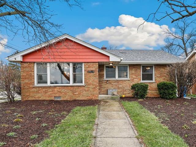 House for sale in Worth, Illinois