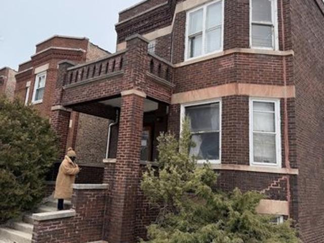House for sale in Chicago, Cook County