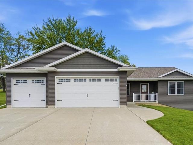 House for sale in Monticello, Iowa