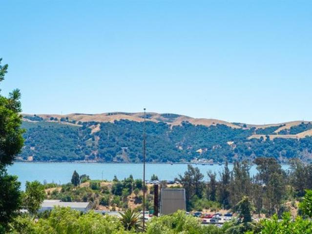 Condo for sale in Solano, California