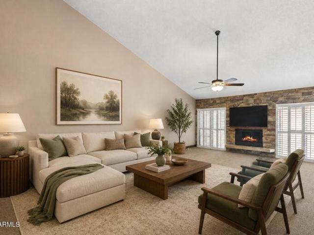 Townhouse for sale in Laveen, Arizona