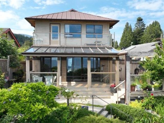 House for sale in Gibsons, British Columbia