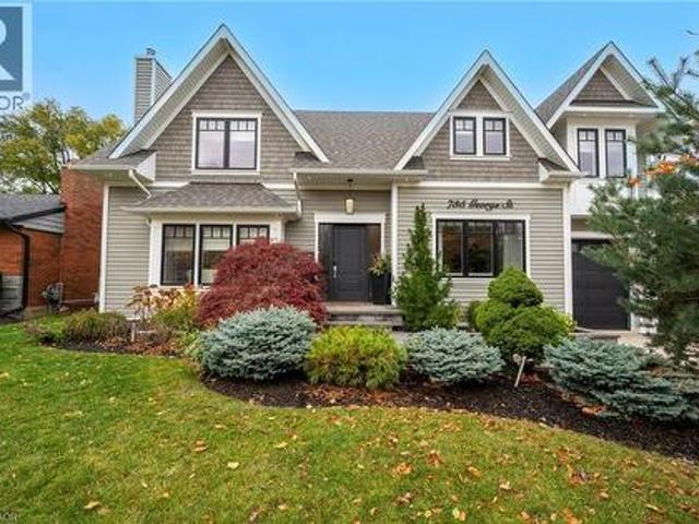 House for sale in Burlington, Ontario