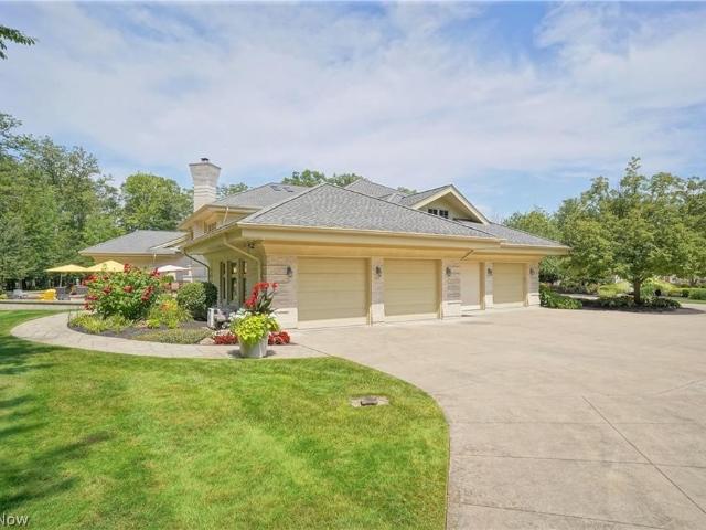 House for sale in Barrington, Aurora