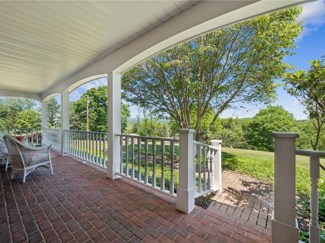 House for sale in Laughlintown, Pennsylvania