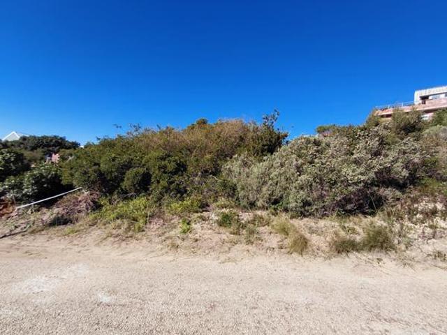 Land for sale in Cape St Francis, Eastern Cape