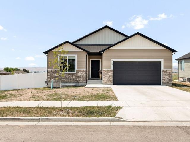 House for sale in Cache, Utah