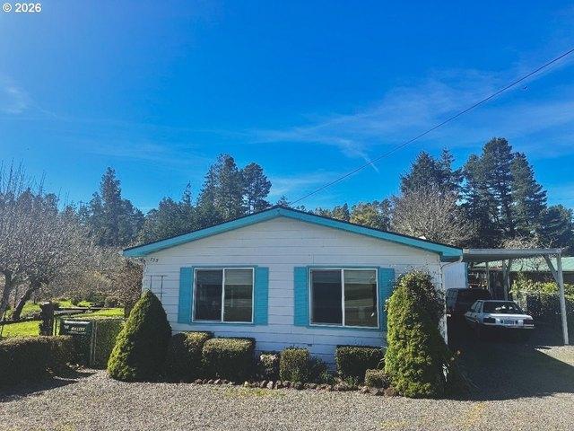 House for sale in Oregonia