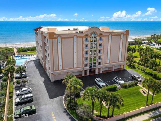 Condo for sale in Indialantic, Florida