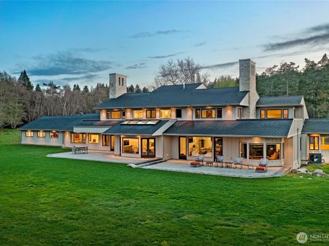House for sale in Washington