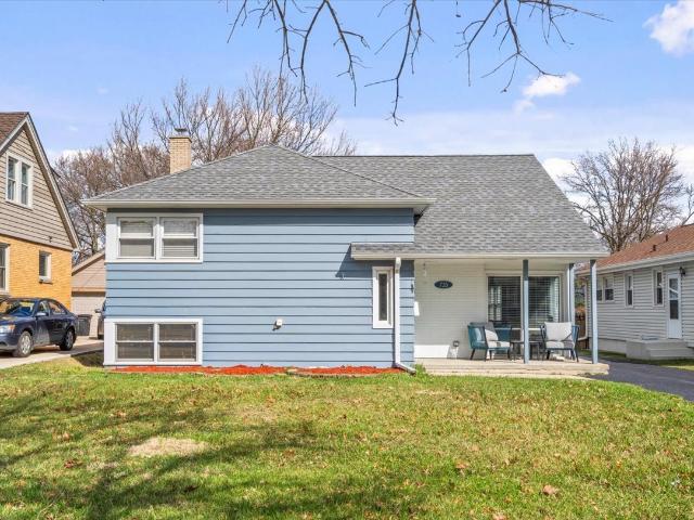Property for sale in Villa Park, Illinois