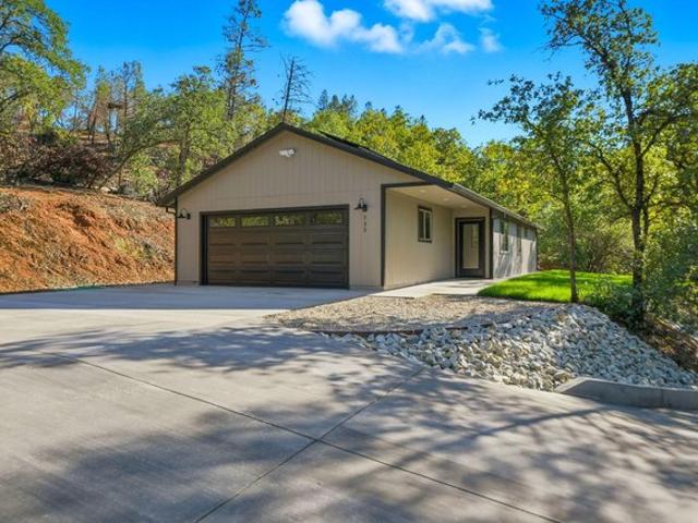 House for sale in Shasta, California