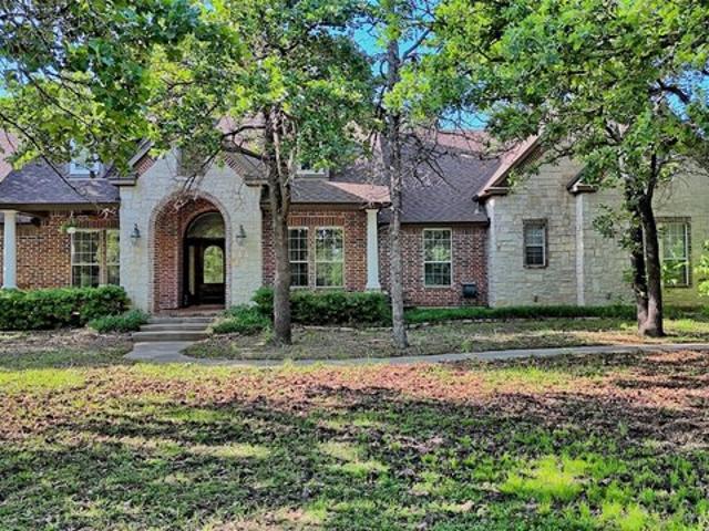 House for sale in Valley View, Texas