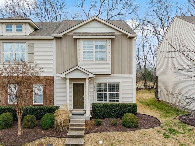 Townhouse for sale in Hermitage, Nashville