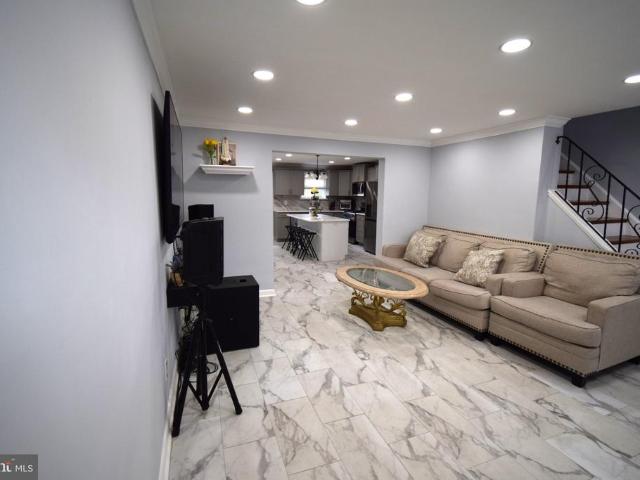 Townhouse for sale in Folcroft, Delaware County