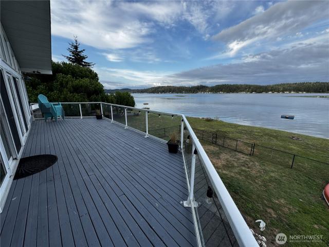 House for sale in Allyn, Washington