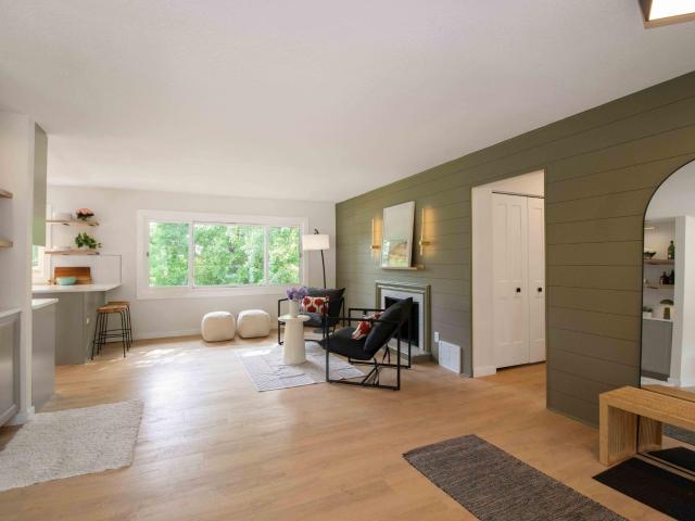 House for sale in Hennepin, Minnesota