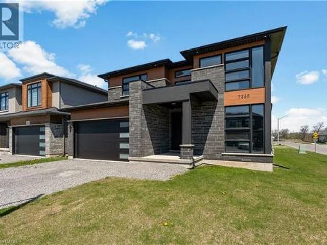 House for sale in Niagara, Ontario