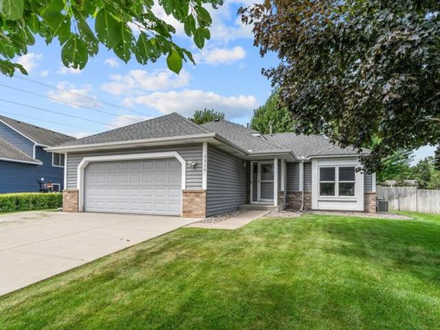 House for sale in Cottage Grove, Minnesota