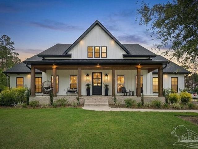 House for sale in Pace, Florida