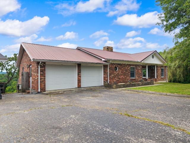 House for sale in Beattyville, Kentucky