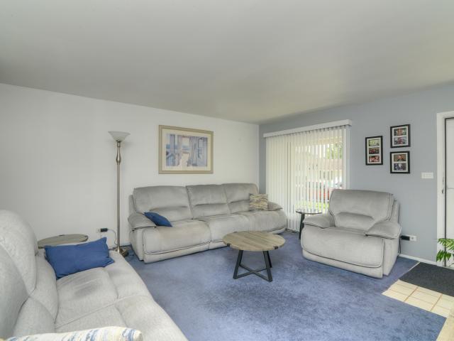 House for sale in Glendale Heights, Illinois