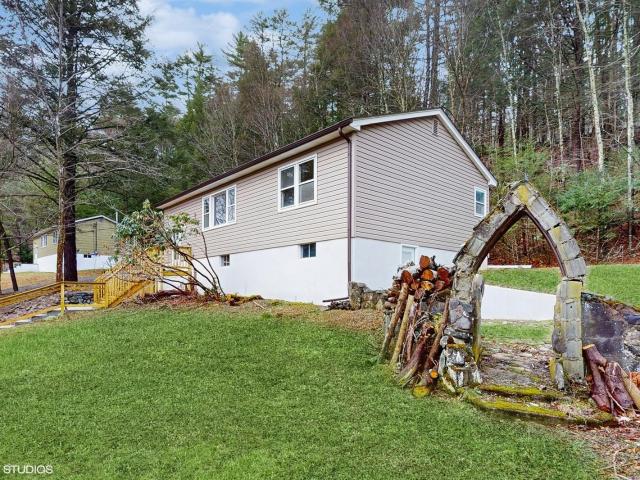 House for sale in Accord, New York