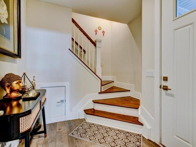 Townhouse for sale in Dunellen, New Jersey