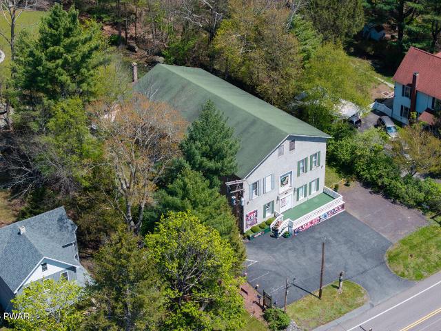 House for sale in White Mills, Pennsylvania