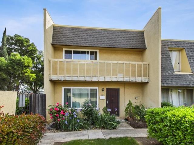 Condo for sale in Yolo, California