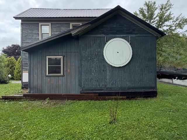 House for sale in Newton Hamilton, Pennsylvania