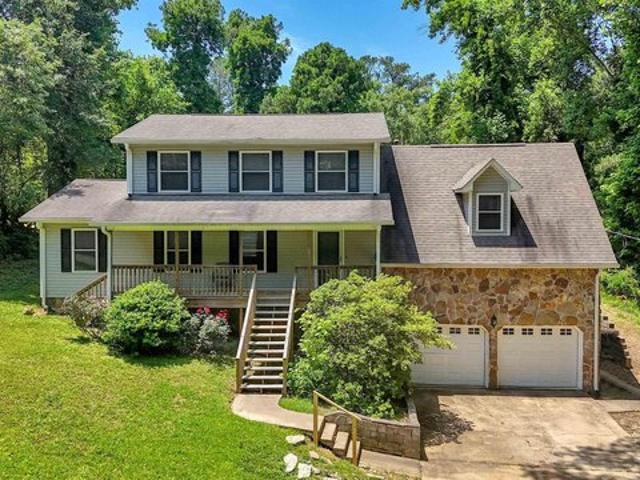 House for sale in Southern Acres, Trussville
