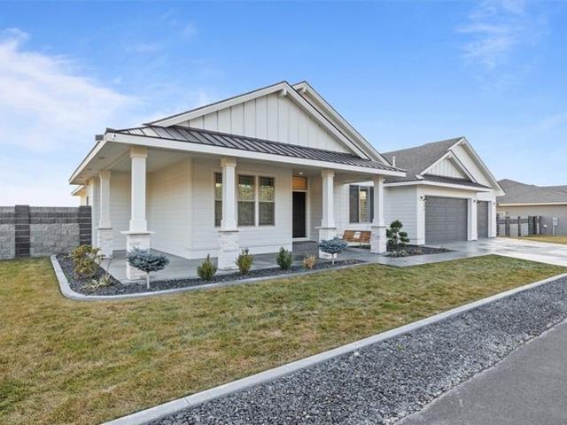 House for sale in Kennewick, Benton County