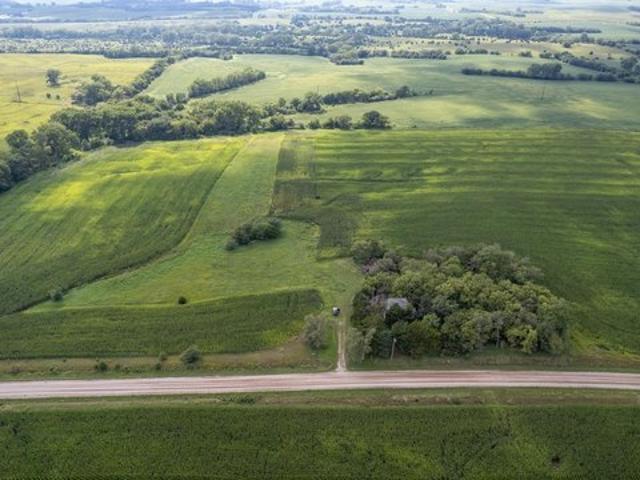 Farm for sale in Sterling, Johnson County